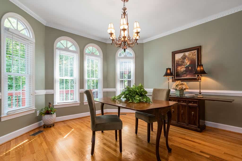 Minimal Interior Design of a Dining Room